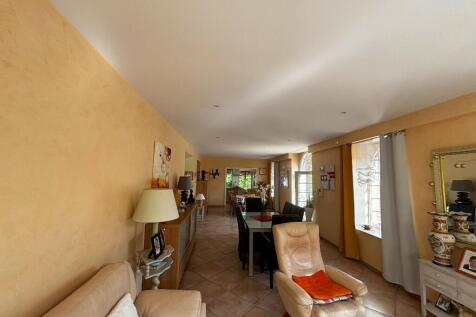 tv room