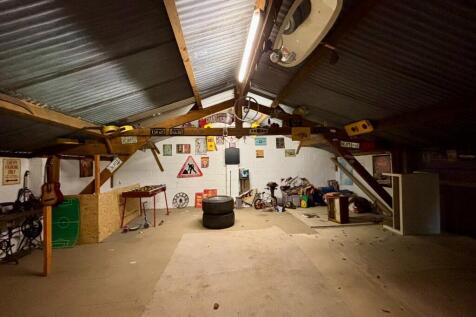 outbuilding