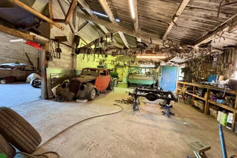 outbuilding