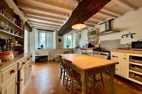 kitchen dining