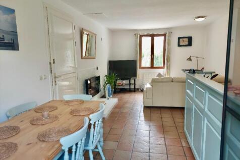 kitchen dining