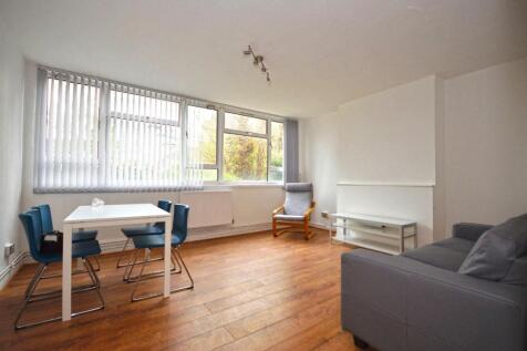 3 Double Bedroom Flat
