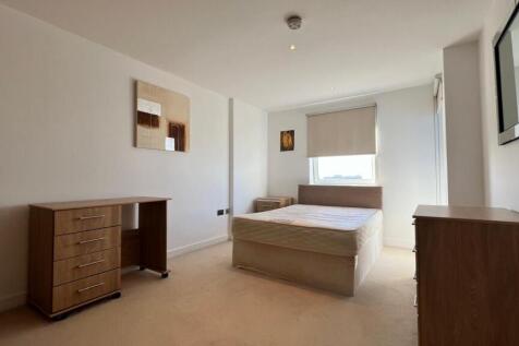 Double Bedroom Apartment to Rent
