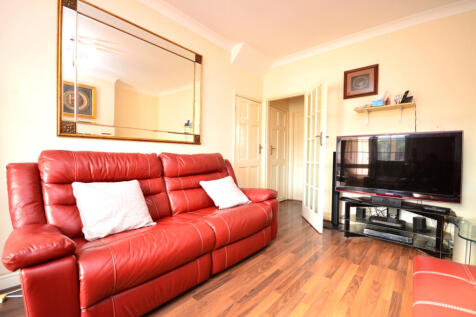3 Bedroom Dockers Cottage to Rent