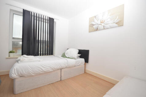 2 Bedroom 2 Bathroom Apartment to Rent