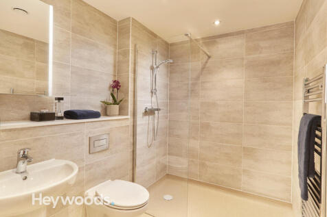 Alternative shower Room