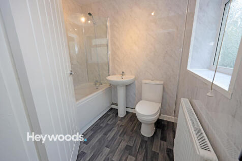 8 enderley bathroom 2