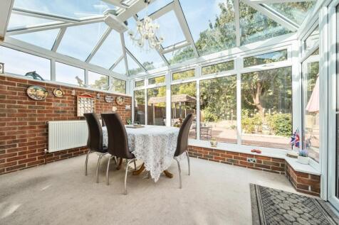 1361523-9-68da75d...