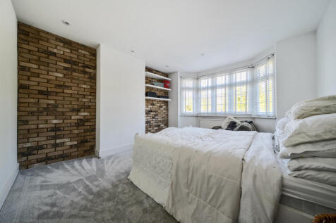1361310-4-68dba22...