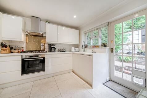 1372470-24-6900e0...