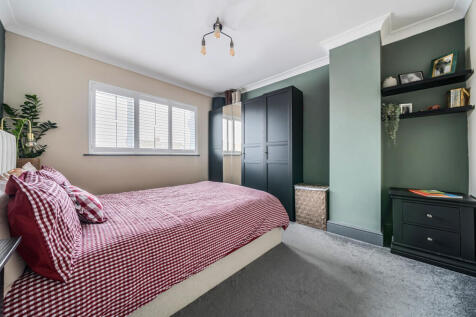 1383270-5-691f13b...