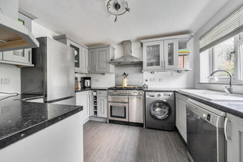 1383920-23-691f3c...