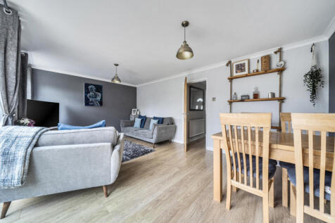 1383920-21-691f3c...