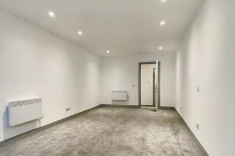 Bedroom/lounge