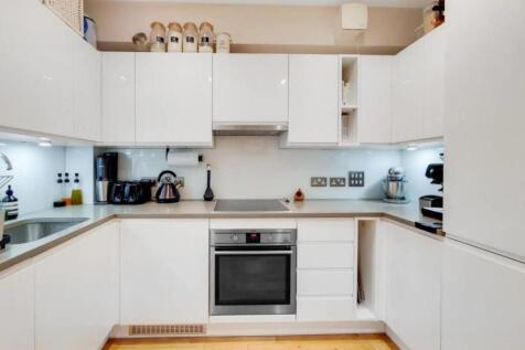 kitchen 2.JPG