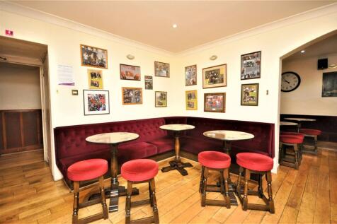 Rear Lounge