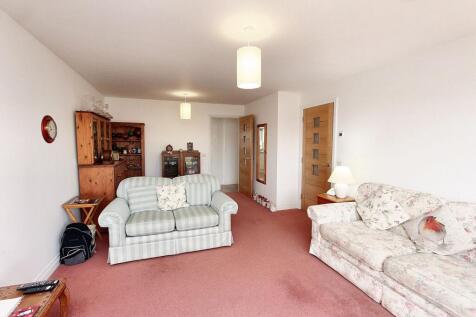 Lounge 2
