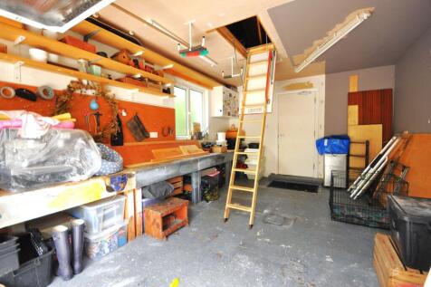 Integral garage