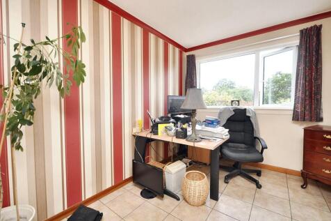 Study/ 3rd Bedroom