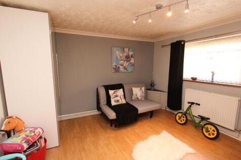 Dining Room/5th Bedroom