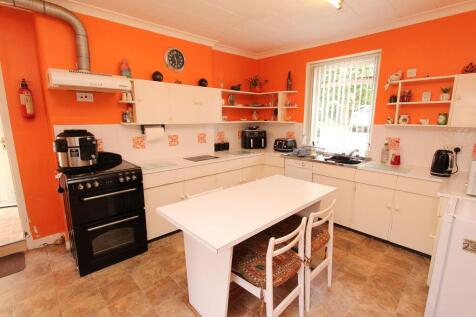 &#39;Dining&#39; Kitchen