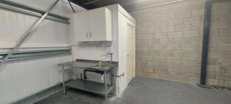 Industrial Unit in Manston for sale by Guildcrest 