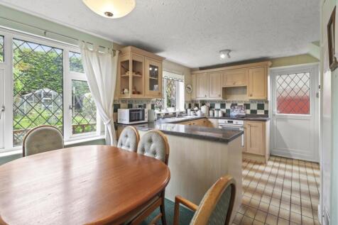 9_19austinclose_irchester_harperreid_30