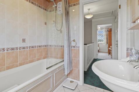 20_19austinclose_irchester_harperreid_14