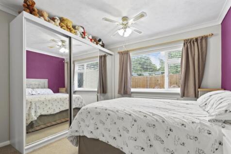 1cromerroad_finedon_rogers_10