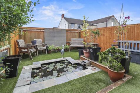 1cromerroad_finedon_rogers_19