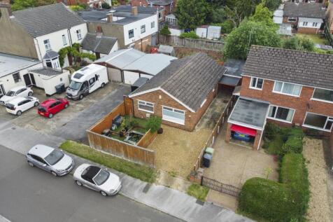 1cromerroad_finedon_rogers_24