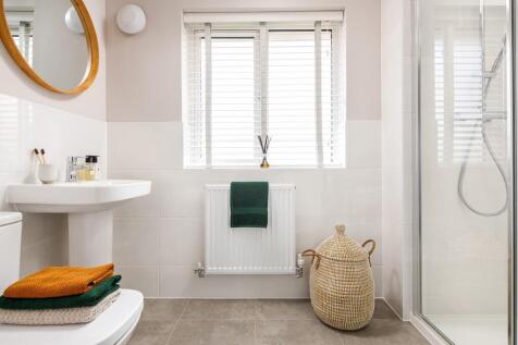 Your en suite is easy to keep clean
