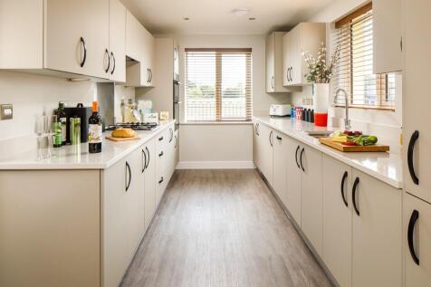 A Taylor Wimpey kitchen makes meal preparation easy