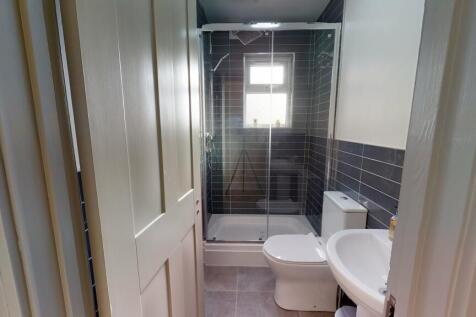 Shower-Room