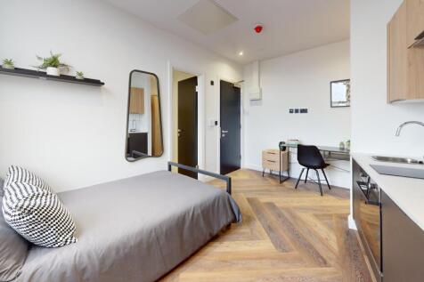 3J2tgj2dg1V-Bedroom