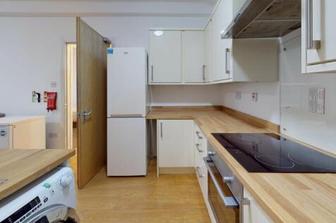 Flat-6-5-Blenheim-Te