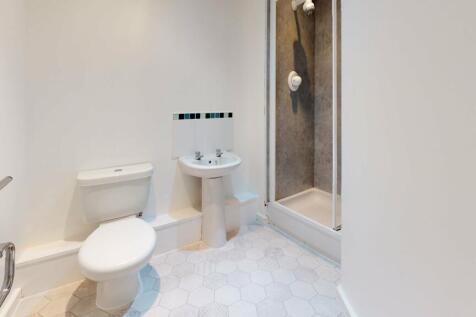 Flat-2-St-AnnS-Place