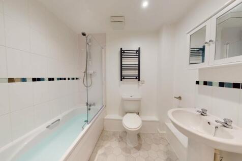 Flat-2-St-AnnS-Place