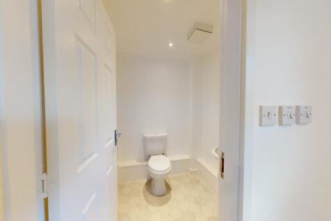Flat-5-St-AnnS-Place