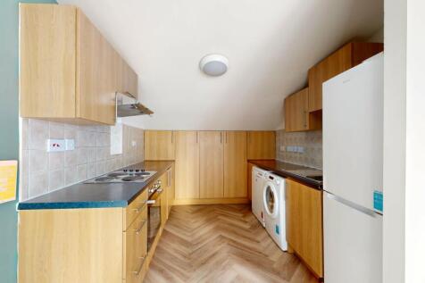 3-Yalta-Court-090220