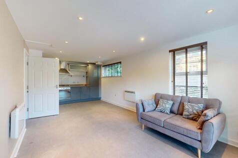 Flat-5-St-AnnS-Court