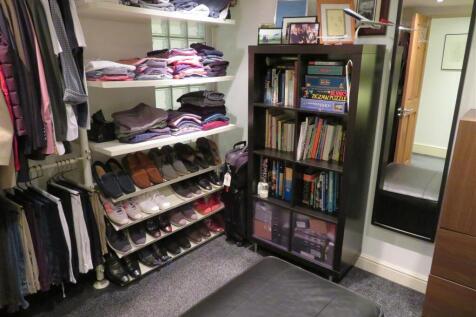 247 Milton Wardrobe.JPG