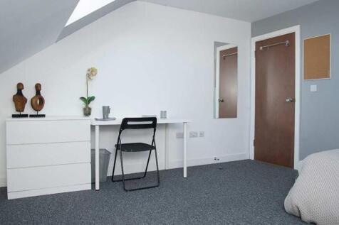 7-bed-student-house-hudson-road-portsmouth-(8).jpg