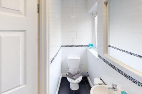 61-St-Pauls-Rd-Portsmouth-Bathroom(1).jpg