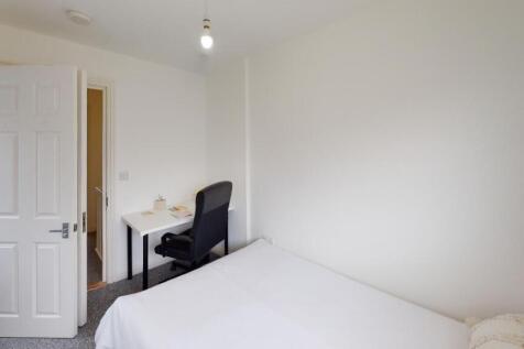 61-St-Pauls-Rd-Portsmouth-Bedroom.jpg