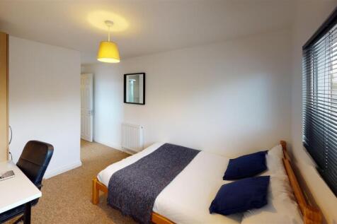 8-Montgomerie-Rd-Portsmouth-Bedroom (6).jpg