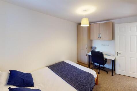 8-Montgomerie-Rd-Portsmouth-Bedroom (8).jpg