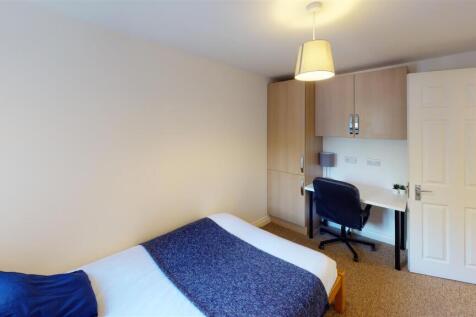 8-Montgomerie-Rd-Portsmouth-Bedroom (9).jpg