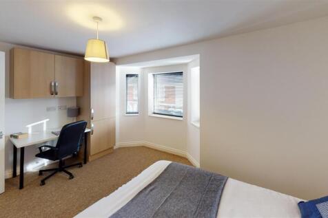 8-Montgomerie-Rd-Portsmouth-Bedroom.jpg
