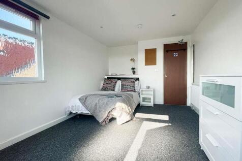 6-bed-student-house-britannia-rd-north-2-portsmout